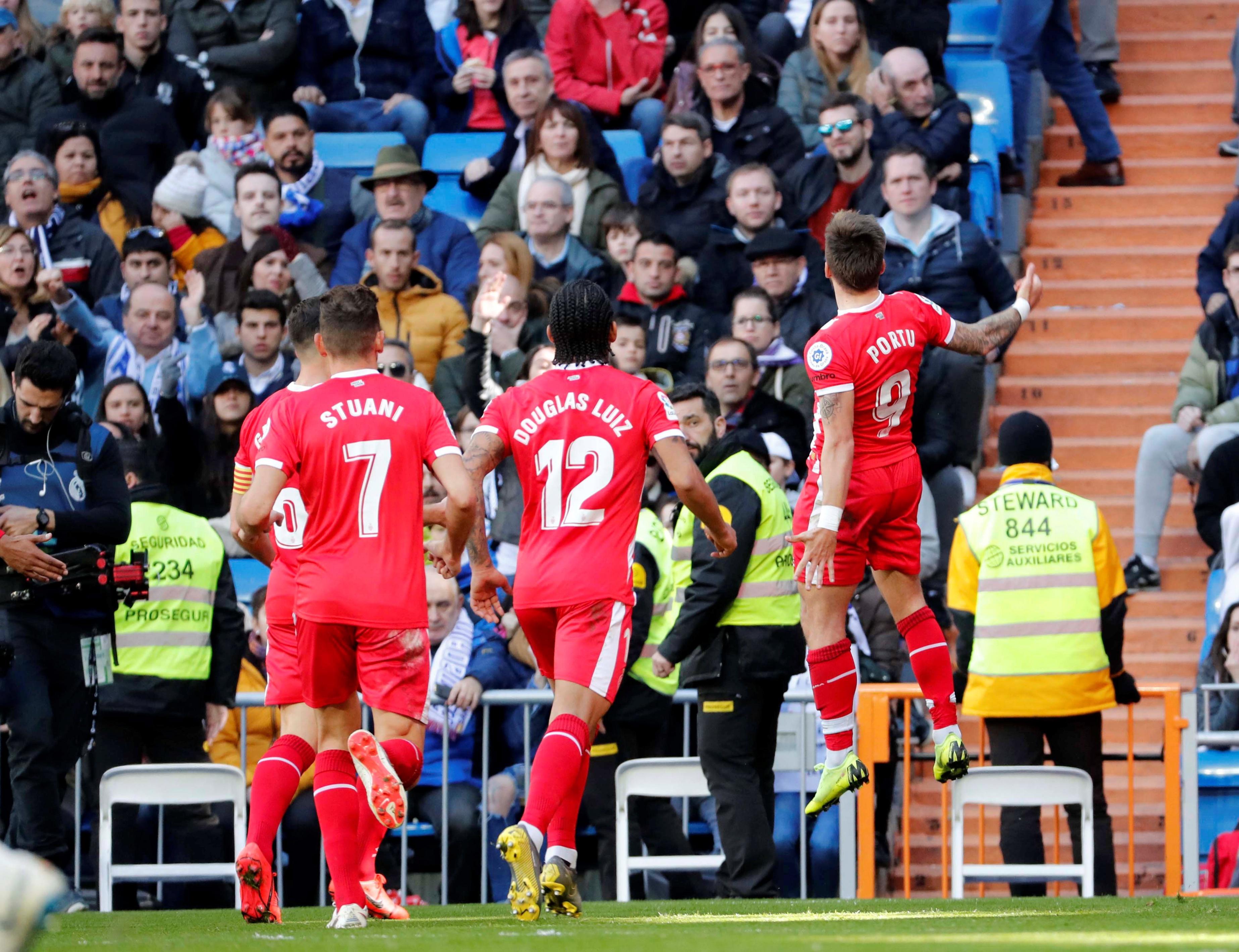 25岁以下 25岁以下